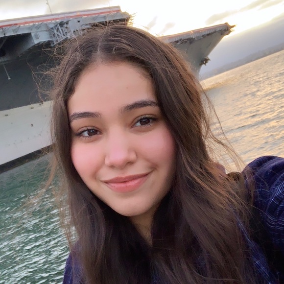 Meet your Posher, Anette - Picture 1 of 1